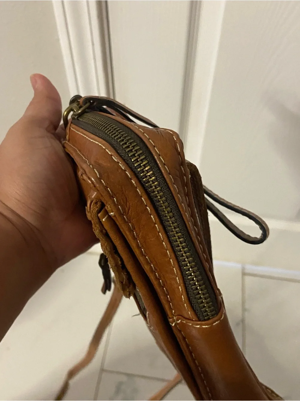 PATRICIA NASH Cognac Brown Soft Leather CONVERTIBLE Crossbody/Wrist Bag